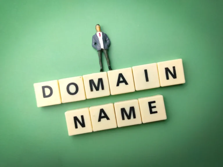 ¿Cómo elegir el nombre de dominio perfecto para tu negocio?